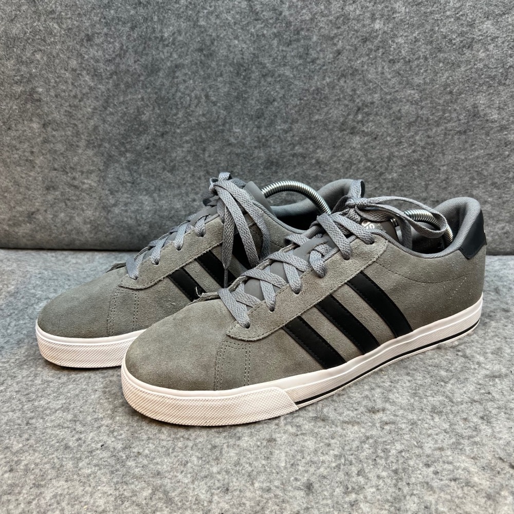 Adidas Daily 2.0 Mens Grey Suede Low Top Casual Shoes Sneakers DB0160 Size 10